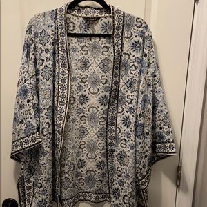 Navy floral hip length kimono